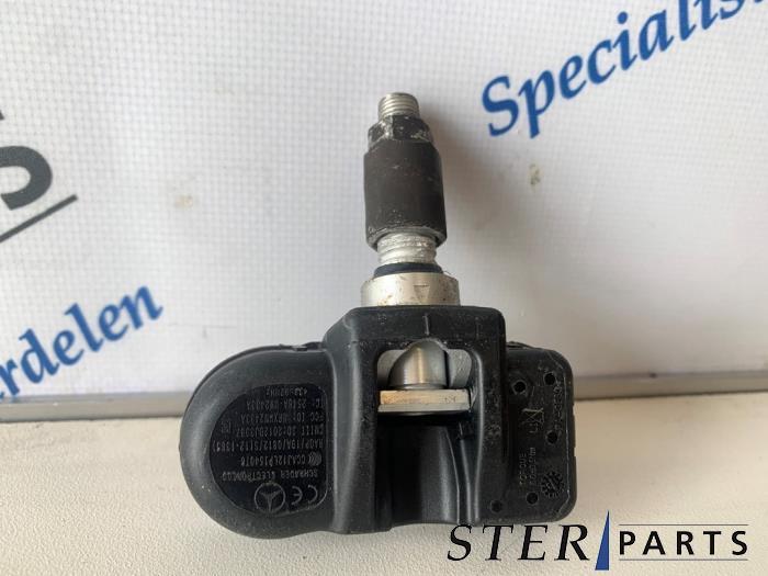 Bandenspanningsensor van een Mercedes Sprinter, Ophalen of Verzenden, 3 maanden garantie, Gebruikt, Mercedes-Benz