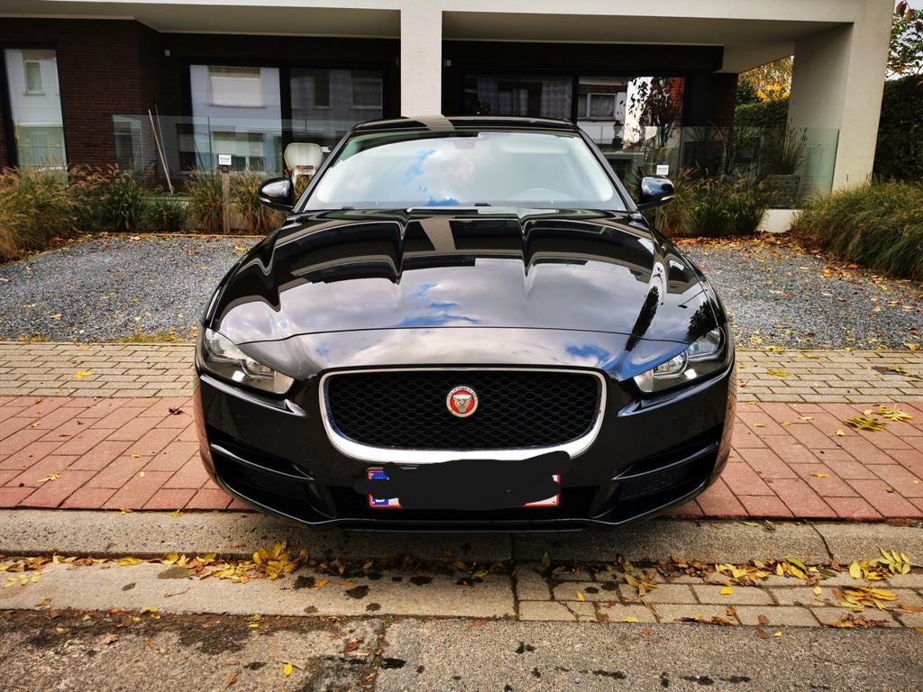 Jaguar XE, Autos, Jaguar, Achat, Euro 6, Boîte manuelle, Noir