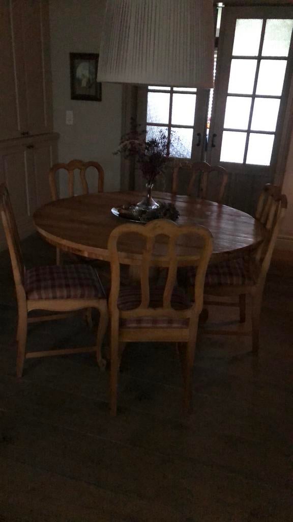 Ronde antieke gezandstraalde tafel+ 6 stoelen, Enlèvement, Utilisé