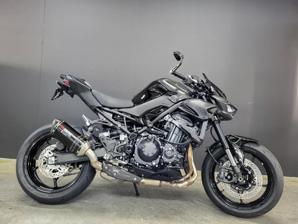 Kawasaki Z900 Perf. Custom Edition (4j garantie, Assist), 4 cilinders, Motorrijbewijs A, Bedrijf, Meer dan 35 kW