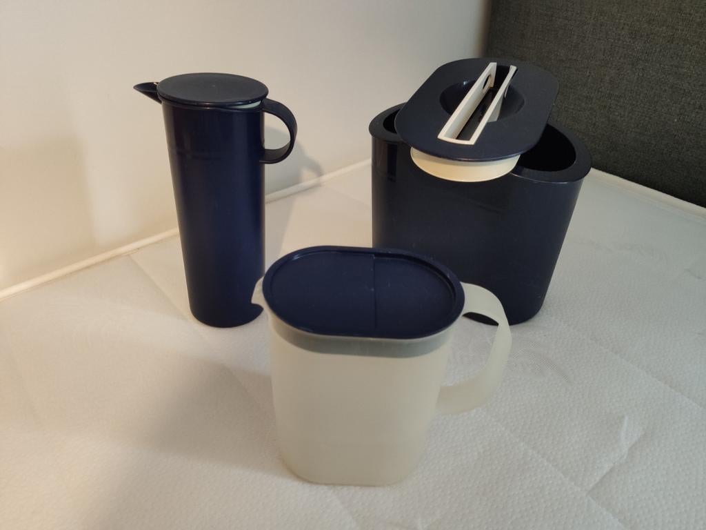 Ijsemmer + 2 serveerkannen van Tupperware, Huis en Inrichting, Ophalen, Gebruikt, Blauw