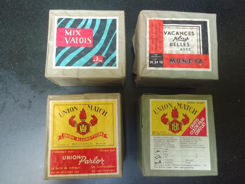 4anciens paquets de 10 boites d'allumettes, Enlèvement ou Envoi, Comme neuf
