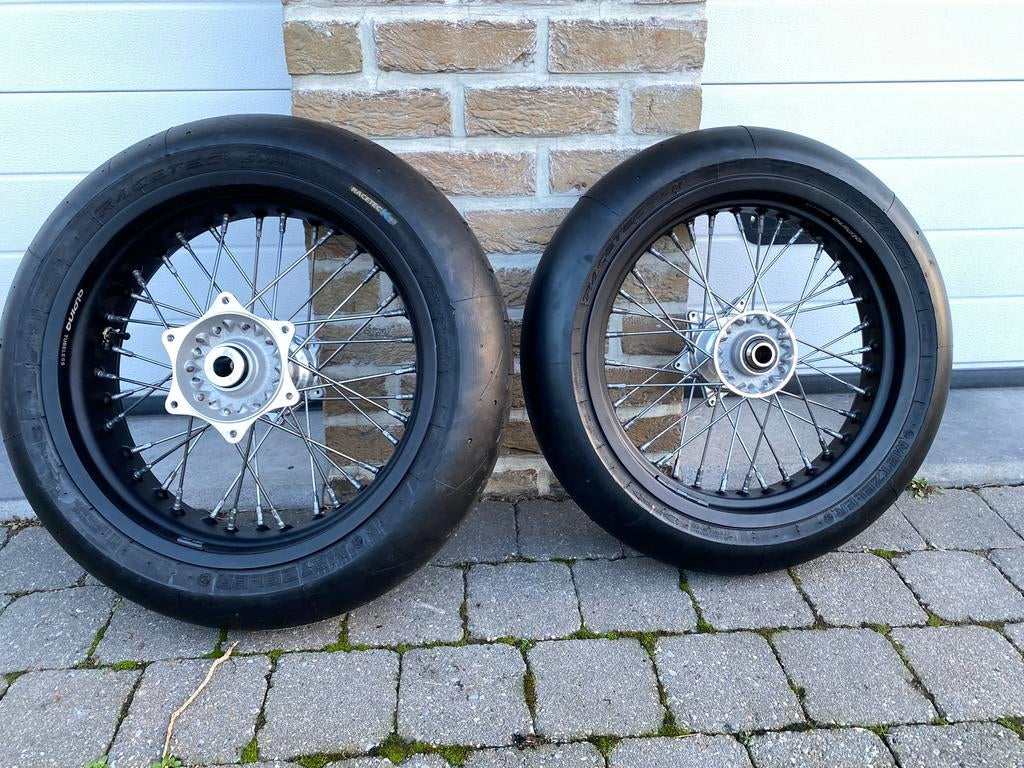 Alpina supermotowielen, Enlèvement, Neuf
