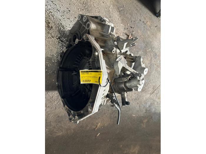 Versnellingsbak van een Chevrolet Cruze, Gebruikt, - 5
7395SB  Teuge, Ophalen of Verzenden, -