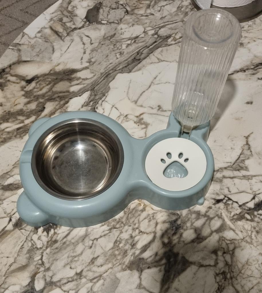 Distributeur de nourriture et eau, Animaux & Accessoires, Nourriture & Abreuvoirs pour chats, Comme neuf, Ergonomique, Enlèvement ou Envoi