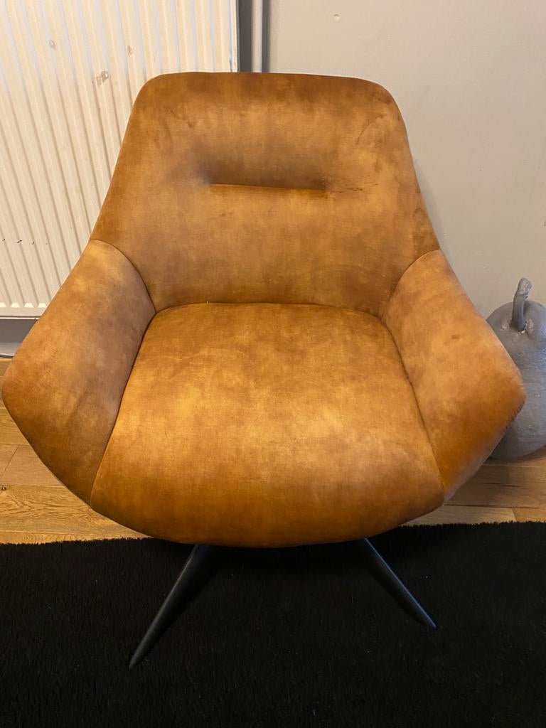 Joli fauteuil, Enlèvement
