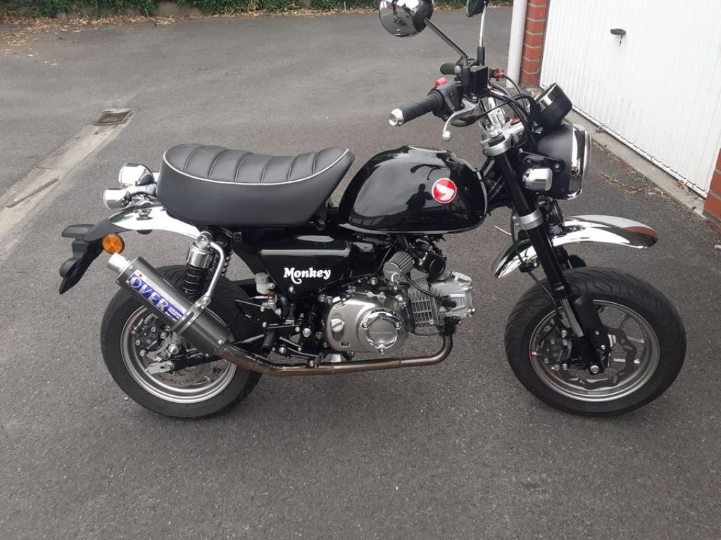 honda monkey 125 zwart tuning, Tourisme, Particulier, 1 cylindre, 125 cm³