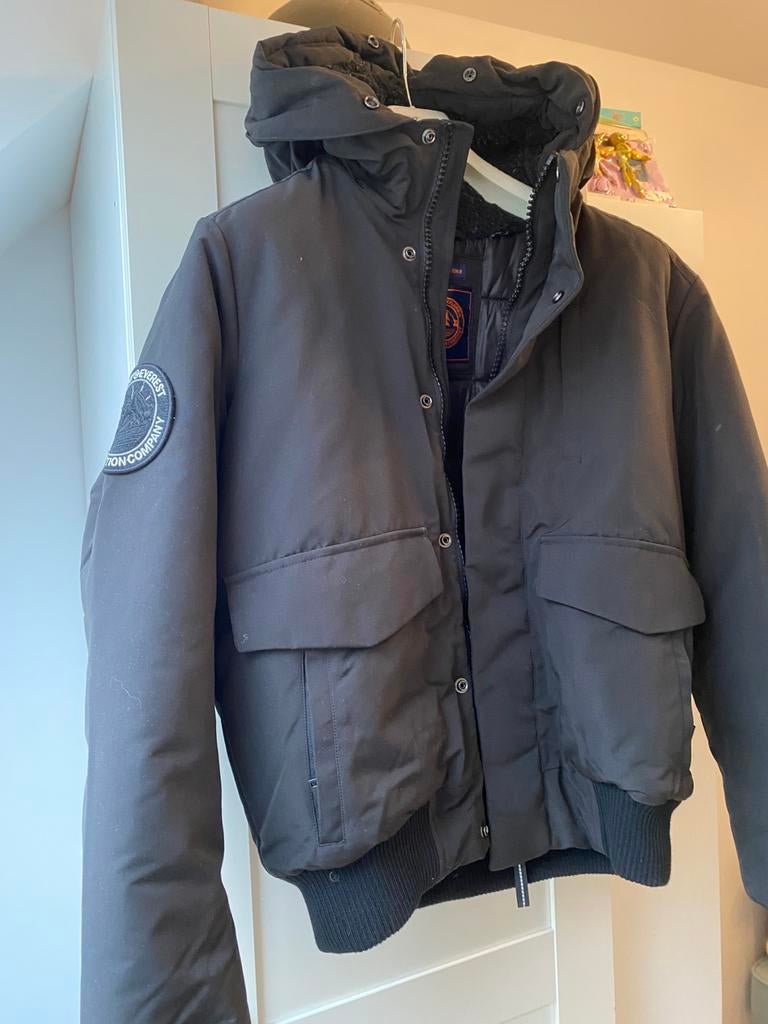 Veste superdry taille S adulte. Jamais portée, Vêtements | Hommes, Enlèvement, Comme neuf