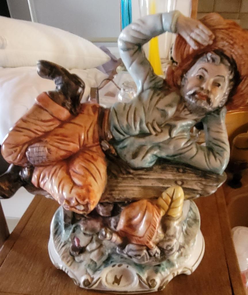 Standbeeld van Capodimonte, Antiek en Kunst, Ophalen