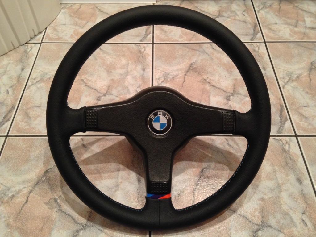 GEZOCHT : Stuur M-technic 1 BMW E30, Auto-onderdelen, Ophalen, Nieuw, BMW