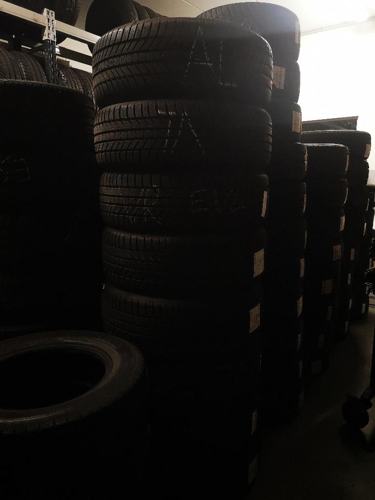 Banden allerlei, Auto-onderdelen, Banden en Velgen, Ophalen, Gebruikt, All Season, Band(en)