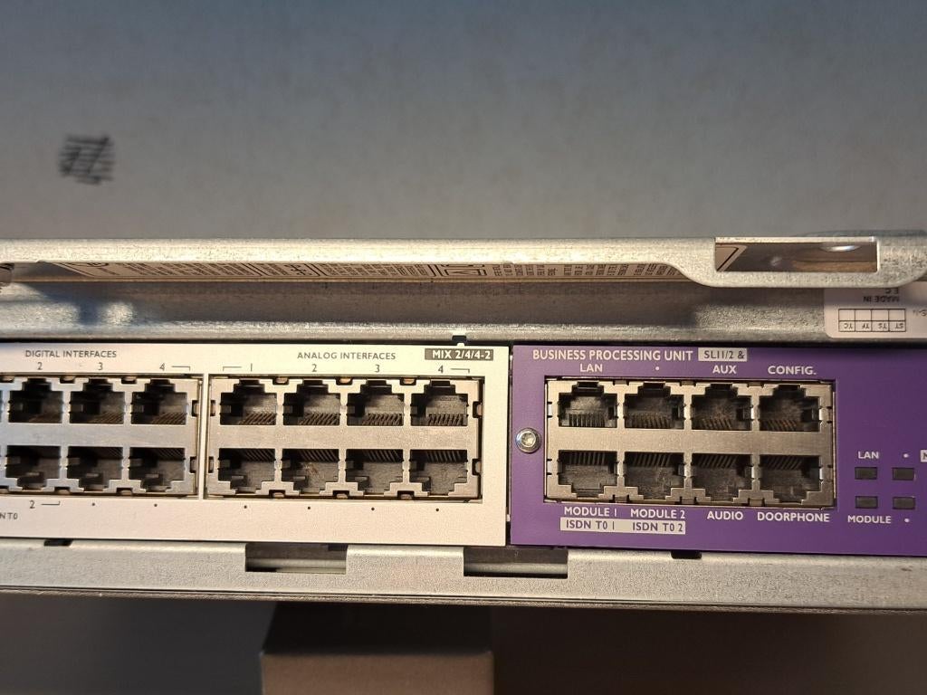 central téléphonique, Télécoms, Enlèvement, Utilisé, Central ISDN