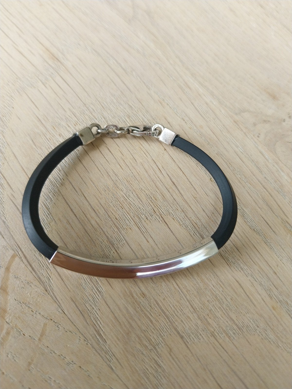 Zilveren kinder armband, Enlèvement
