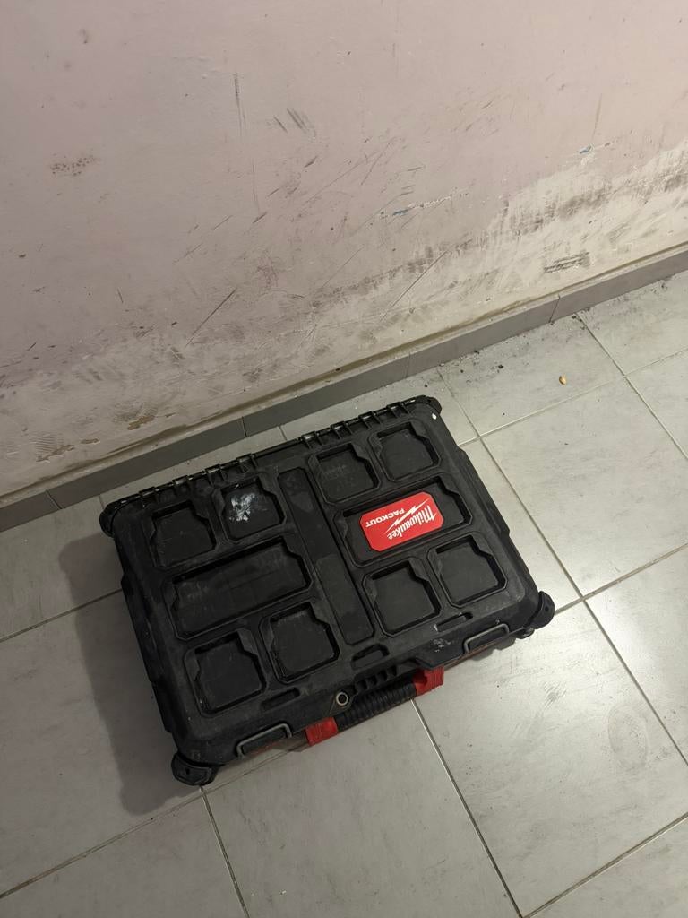 Milwaukee packout, Enlèvement, Comme neuf