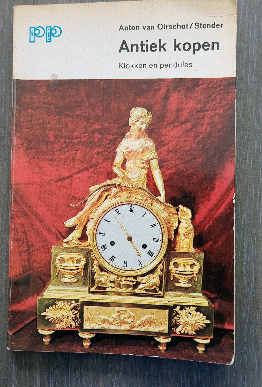 Boek Antiek kopen. Klokken en pendules, Ophalen of Verzenden