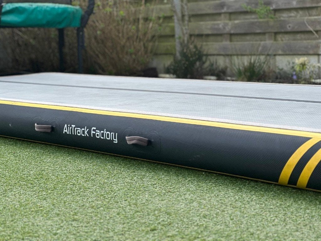 AirTrack Spark + OV10 blower (perfecte staat) – €700, Matériel, Enlèvement, Utilisé, Noir