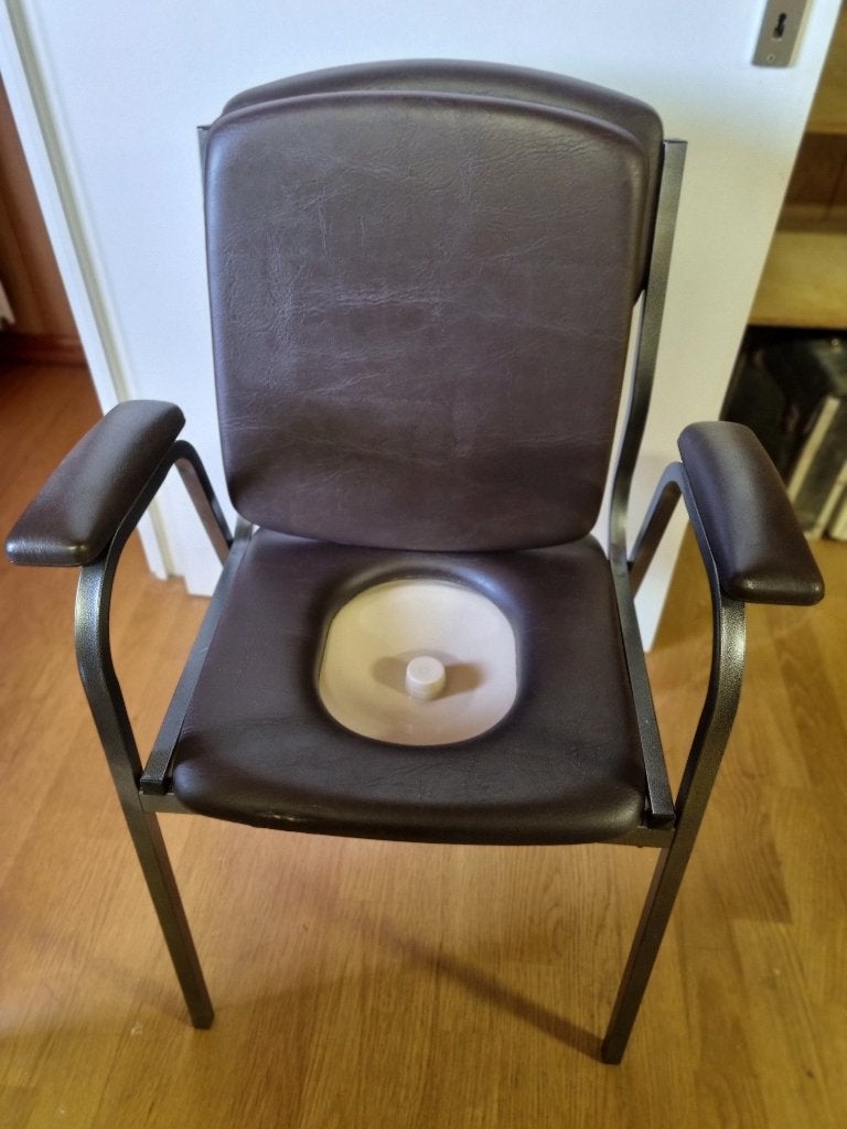 Toiletstoel, Enlèvement, Utilisé