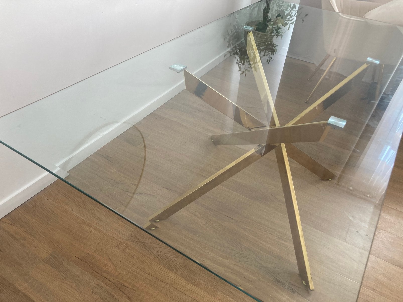 Glazen eettafel van 18090 cm met gouden designpoten, Ophalen, Zo goed als nieuw, Glas