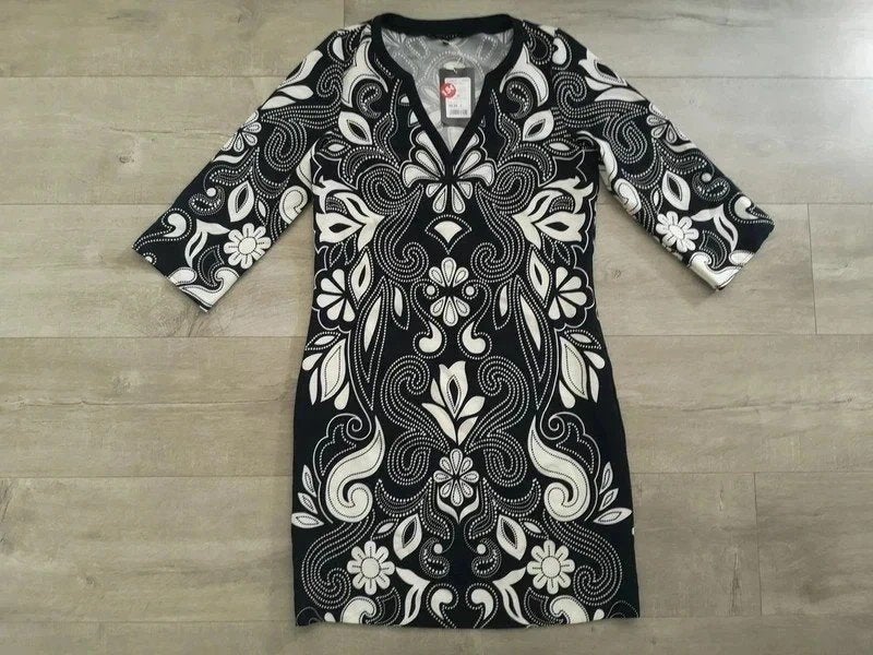 Lola & liza damesjurk, Kleding | Dames, Maat 38/40 (M), Nieuw, Ophalen of Verzenden, Boven de knie