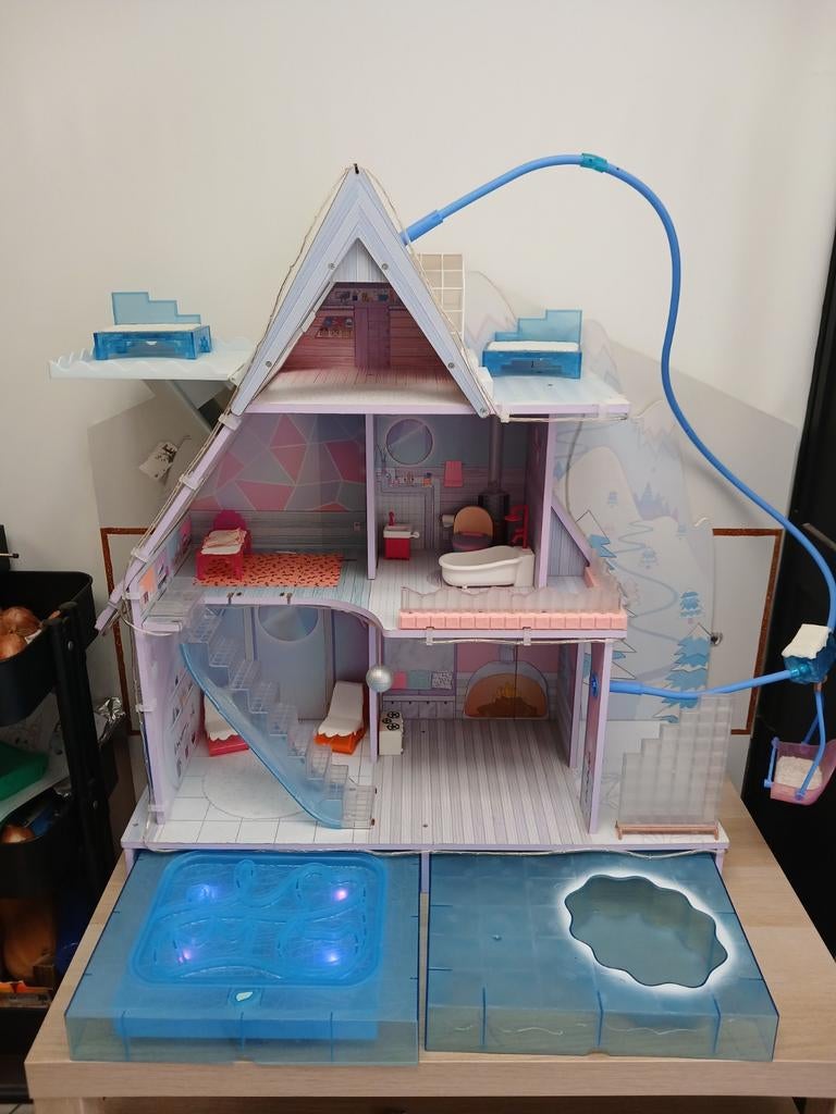 Av maison lol ,13 poupée et tout ces accessoires., Ophalen, Accessoires