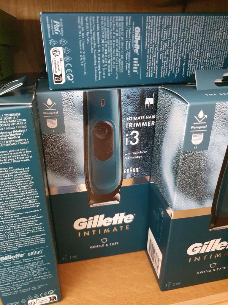 Lot de 10 rasoirs electriques Gillette intimate neufs, Collections, Marques de bière, Enlèvement