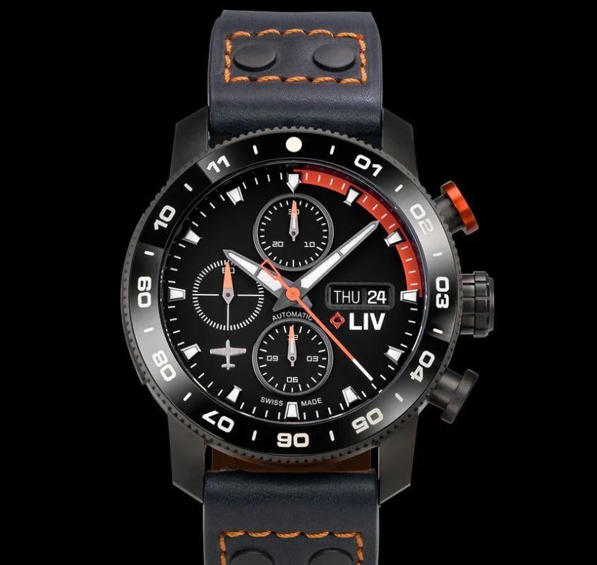 LIV WATCH P-51 TITANIUM BLACK, Enlèvement ou Envoi, Utilisé, Montre-bracelet, Autres marques