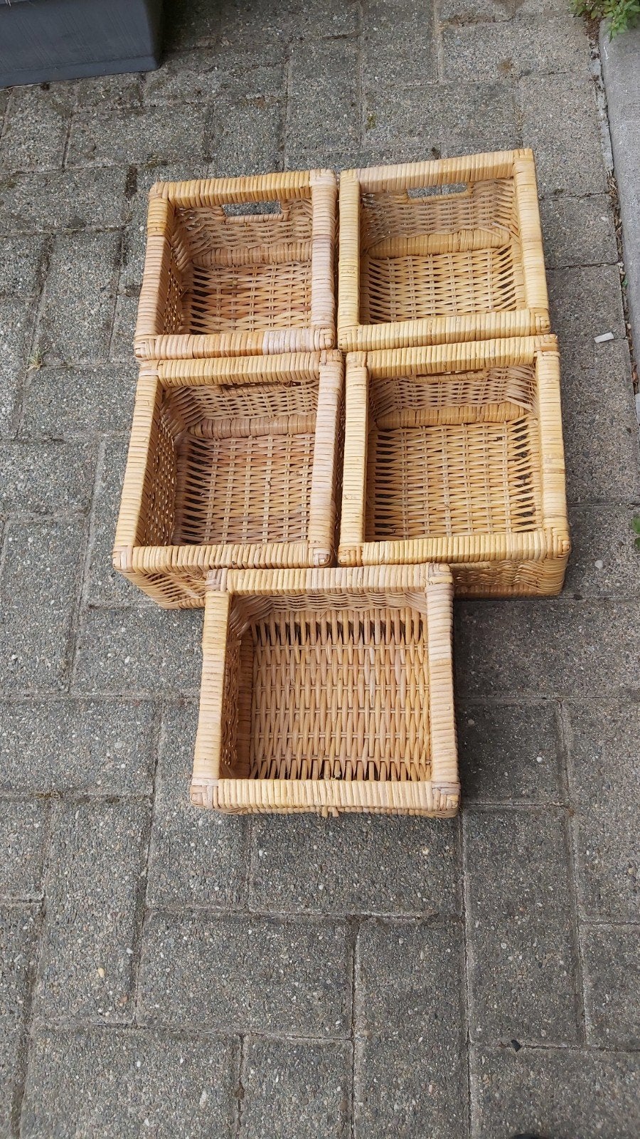 PANIERS EN OSIER 15/23/25cm . 25€. NÉGOCIABLE, Maison & Meubles, Enlèvement, Osier, Panier