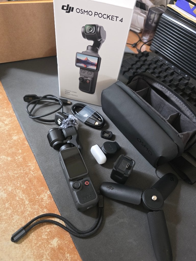 DJI Osmo Pocket 4 Creator Combo pack, TV, Hi-fi & Vidéo, Caméras action, Enlèvement, Comme neuf, Autres marques