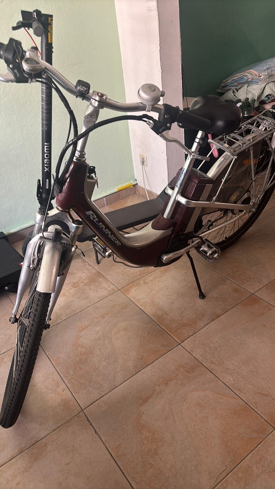 Elektrische Fiets 'Runner' met gashendel tot 25km/u!, Overige merken, Versnellingen, Ophalen of Verzenden, Zo goed als nieuw