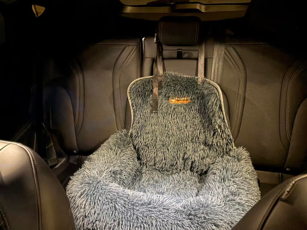 Autohondenmand PELSBARN - verlaagde prijs, Animaux & Accessoires, Paniers pour chiens, Enlèvement, Comme neuf, Poussière