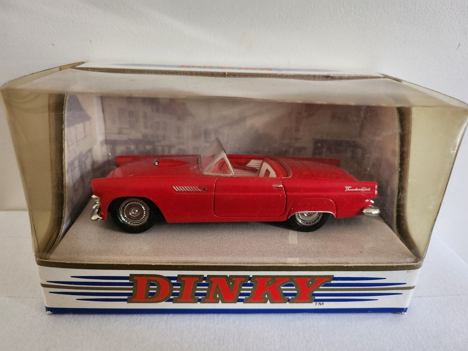 Matchbox Dinky 1955 Ford Thunderbird DY31 (1992), Hobby en Vrije tijd, Modelauto's | 1:43, Ophalen of Verzenden, Matchbox