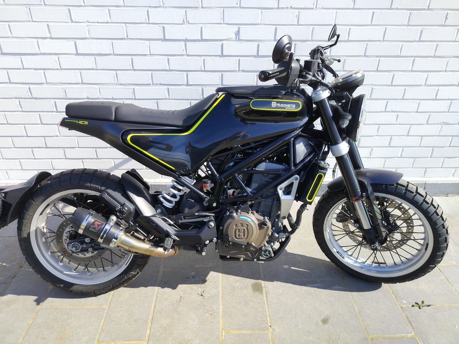 Husqvarna Svartpilen 401 - 8000km, Motoren, Particulier, Sport, Sportuitlaat