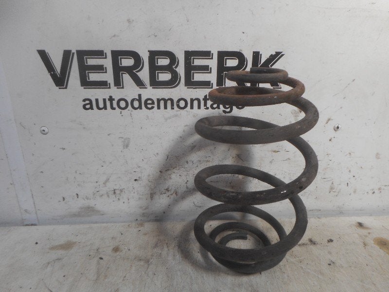RESSORT DE SUSPENSION ARRIERE Astra F Caravan (51 / 52), Opel, Opel Automobile GmbH, Utilisé, Kontakt-opel@opel.com