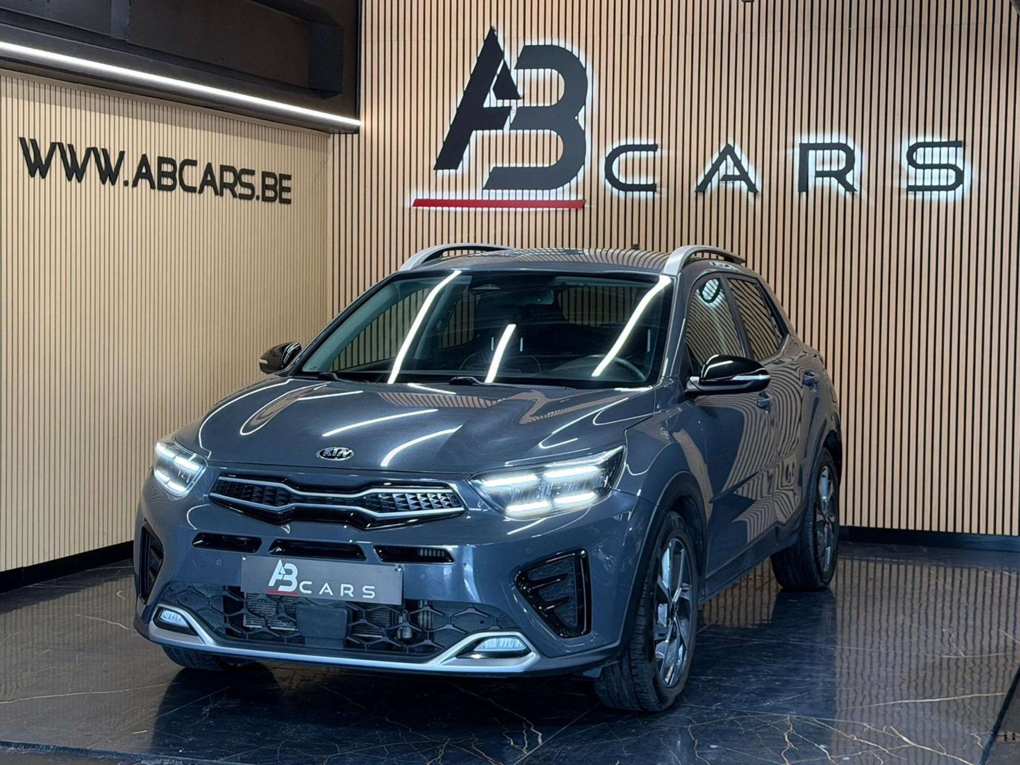 Kia Stonic 1.0 T GT Line * GARANTIE 12 MOIS * 1er prop, Auto's, Kia, Gebruikt, Zwart, 1650 kg, Bedrijf
