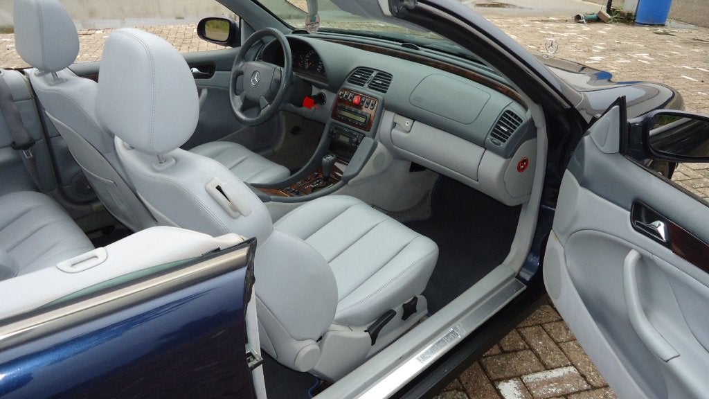 MERCEDES, Autos, Achat, Entreprise, Cabriolet, Capteur de stationnement