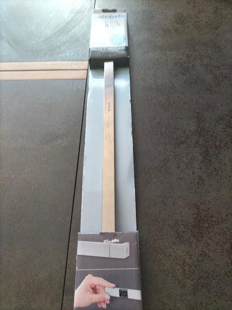 Décoration cuisine, Enlèvement