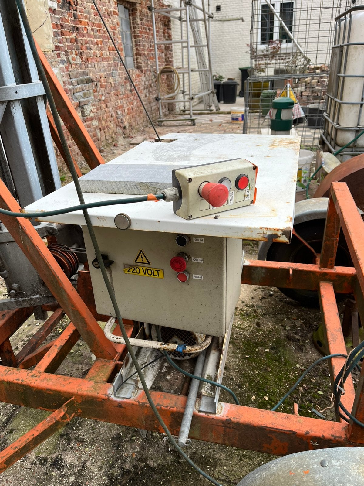 Bouwlift, Bricolage & Construction, Monte-charges, Enlèvement, Utilisé, Ascenseur de chantier