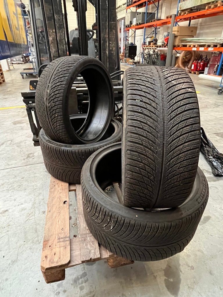 4 x Michelin Pilot Alpin5 245/35R20 95 V et 305/30R21 104 V, Autos : Pièces & Accessoires, Véhicule de tourisme, Pneu(s), Enlèvement