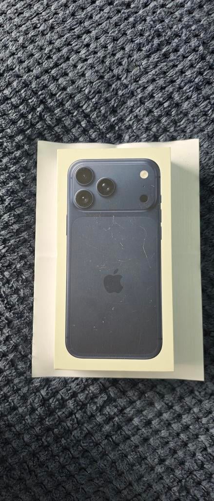 Iphone 17 pro max 256gb deep blue, Télécoms, Téléphonie mobile | Housses, Coques & Façades | Apple iPhone, Enlèvement ou Envoi
