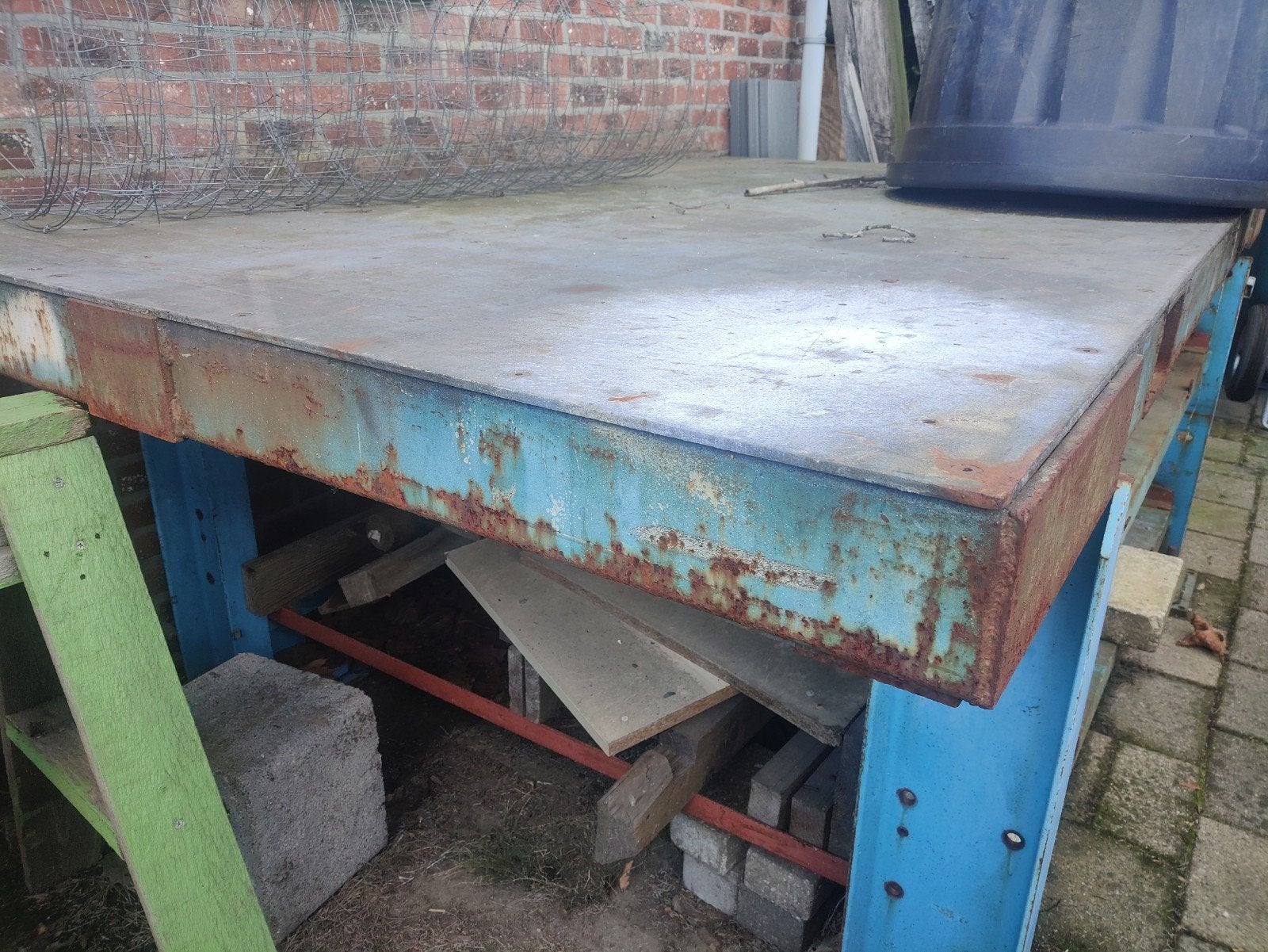vlakke werktafel, Ophalen