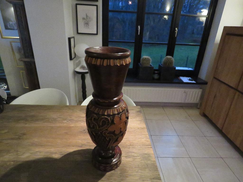 Gesculpteerde houten vloervaas, Ophalen of Verzenden