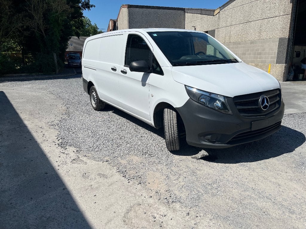 Mercedes vito 110 CDI, Autos, Camionnettes & Utilitaires, Cuir, 75 kW, Achat, Euro 6