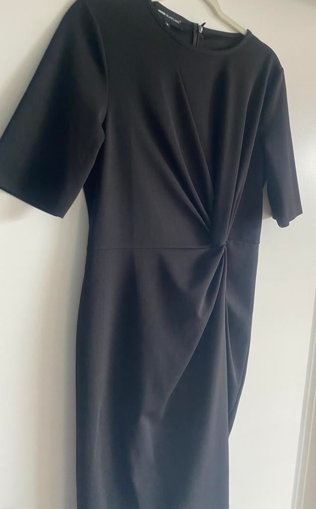 Zwarte jurk van Astrid black label maat 38, Kleding | Dames, Jurken, Ophalen, Zo goed als nieuw, Maat 38/40 (M)