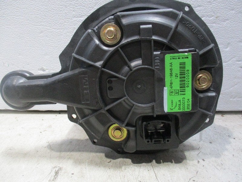 VENTILATEUR DE CHAUFFAGE S-type (X200) (4r8h-19846-aa), Campus Kronberg 7
61476  Kronberg im Taunus, DE, Utilisé, Jaguar, Jaguar Land Rover Deutschland GmbH