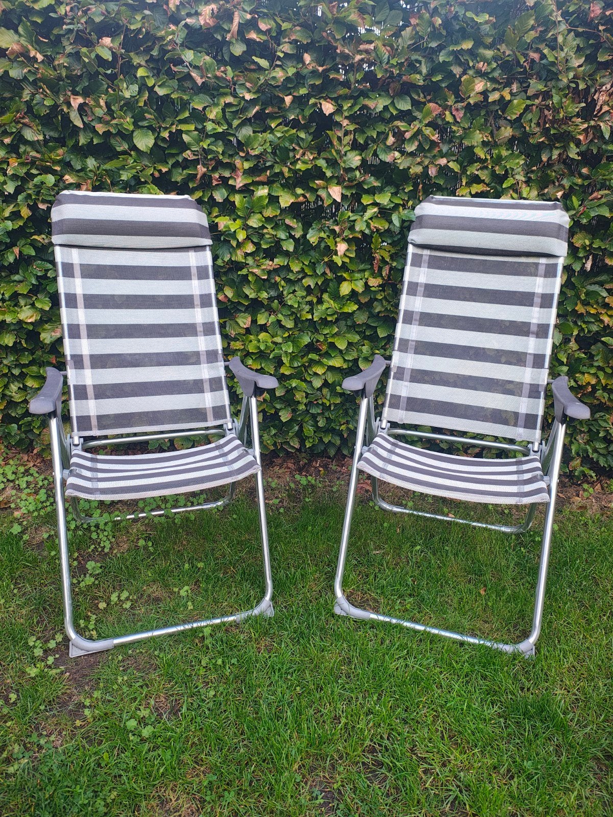 2 tuinstoelen, kampeerstoelen met verschillende standen, Ophalen