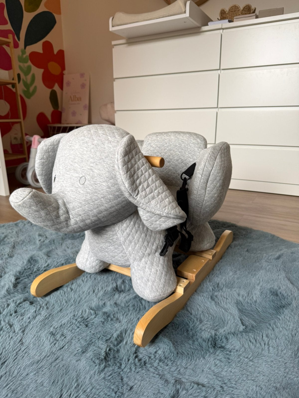 Olifant - schommel, Ophalen, Zo goed als nieuw