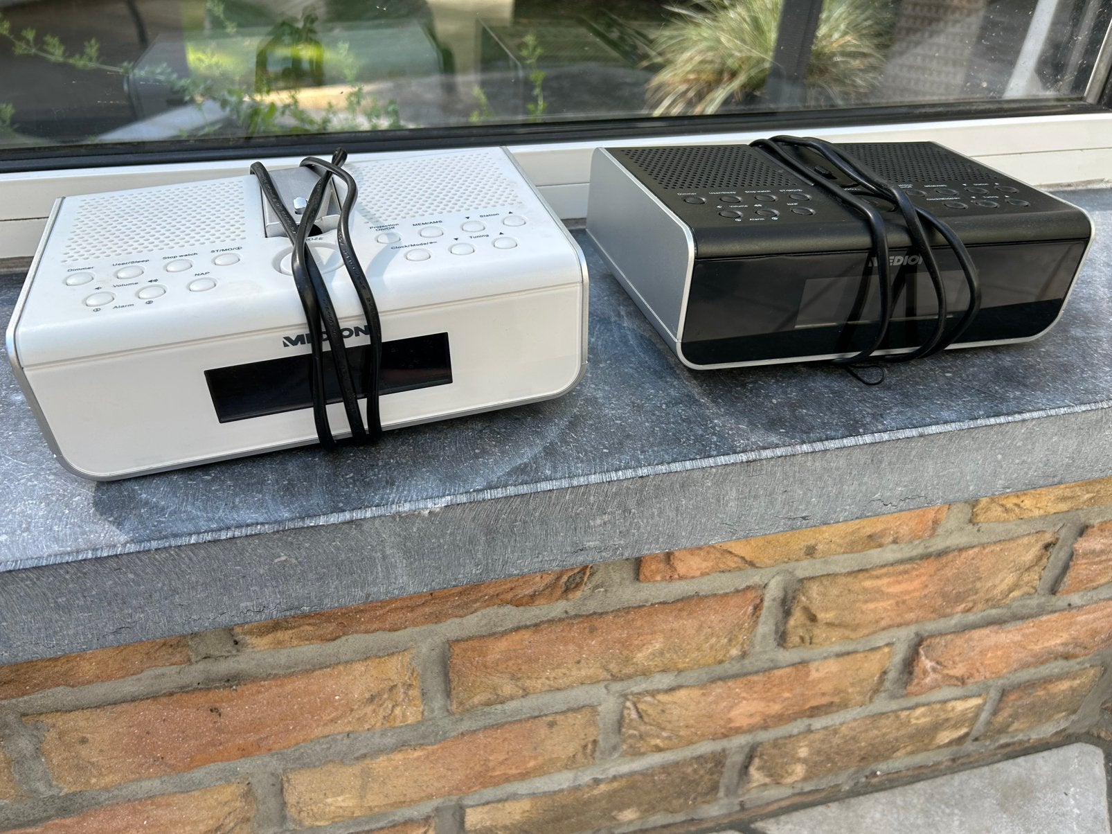 Wekkerradio met projectie (15€ per stuk), Elektronische apparatuur, Wekkers, Ophalen, Gebruikt