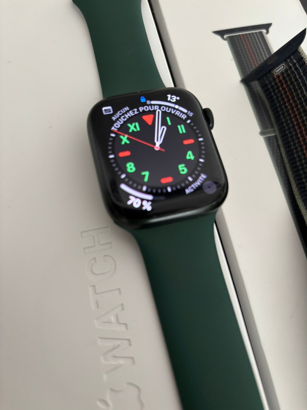 Apple Watch Series 7 — 45 mm, groen, GPS, doos + 2 bandjes, Ophalen of Verzenden, Conditie, Zo goed als nieuw, Groen