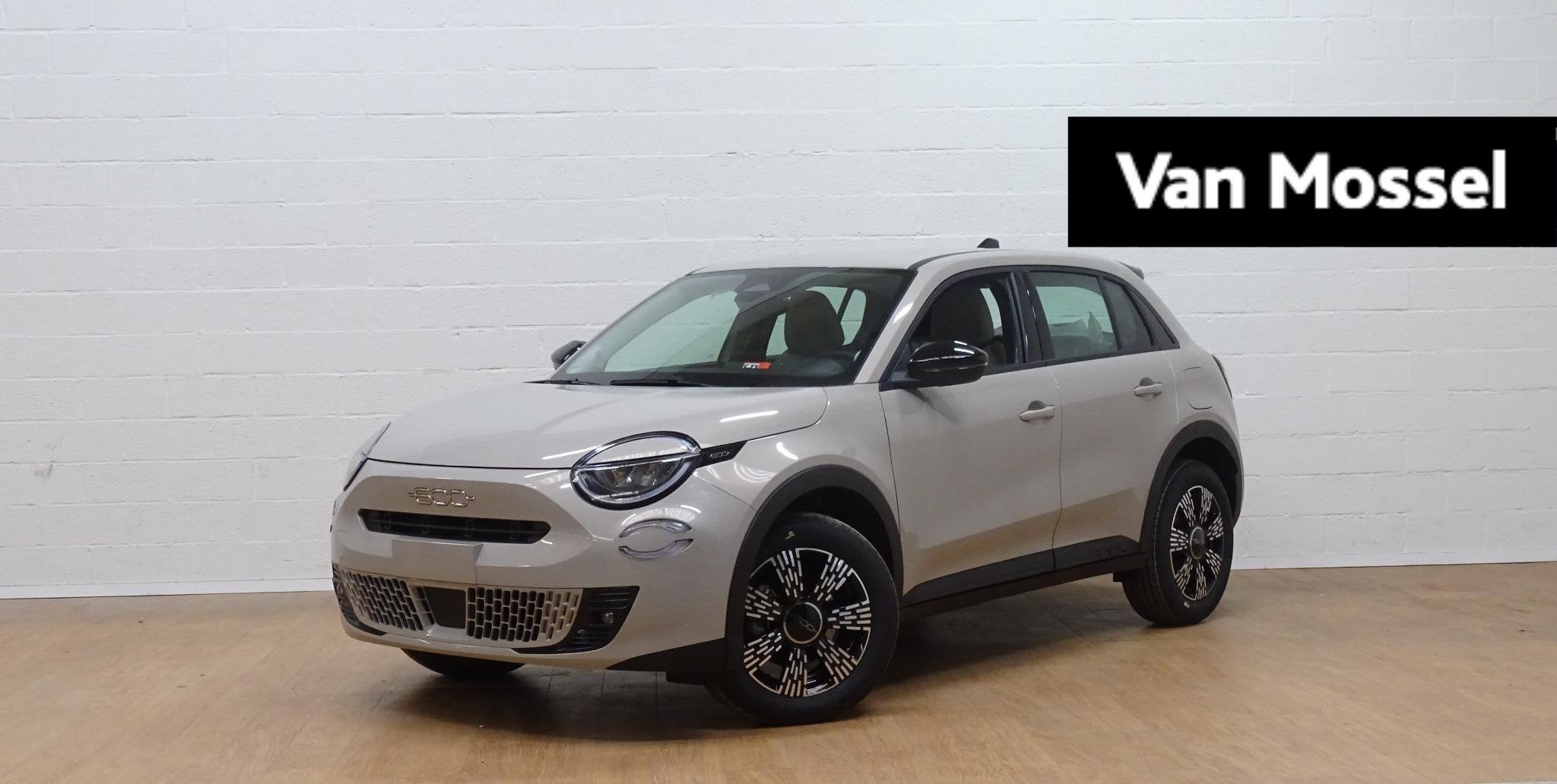 Fiat 600 1.2 Hybrid 145cv DCT Icon, Auto's, Fiat, Stof, Overige kleuren, 109 g/km, 620 kg