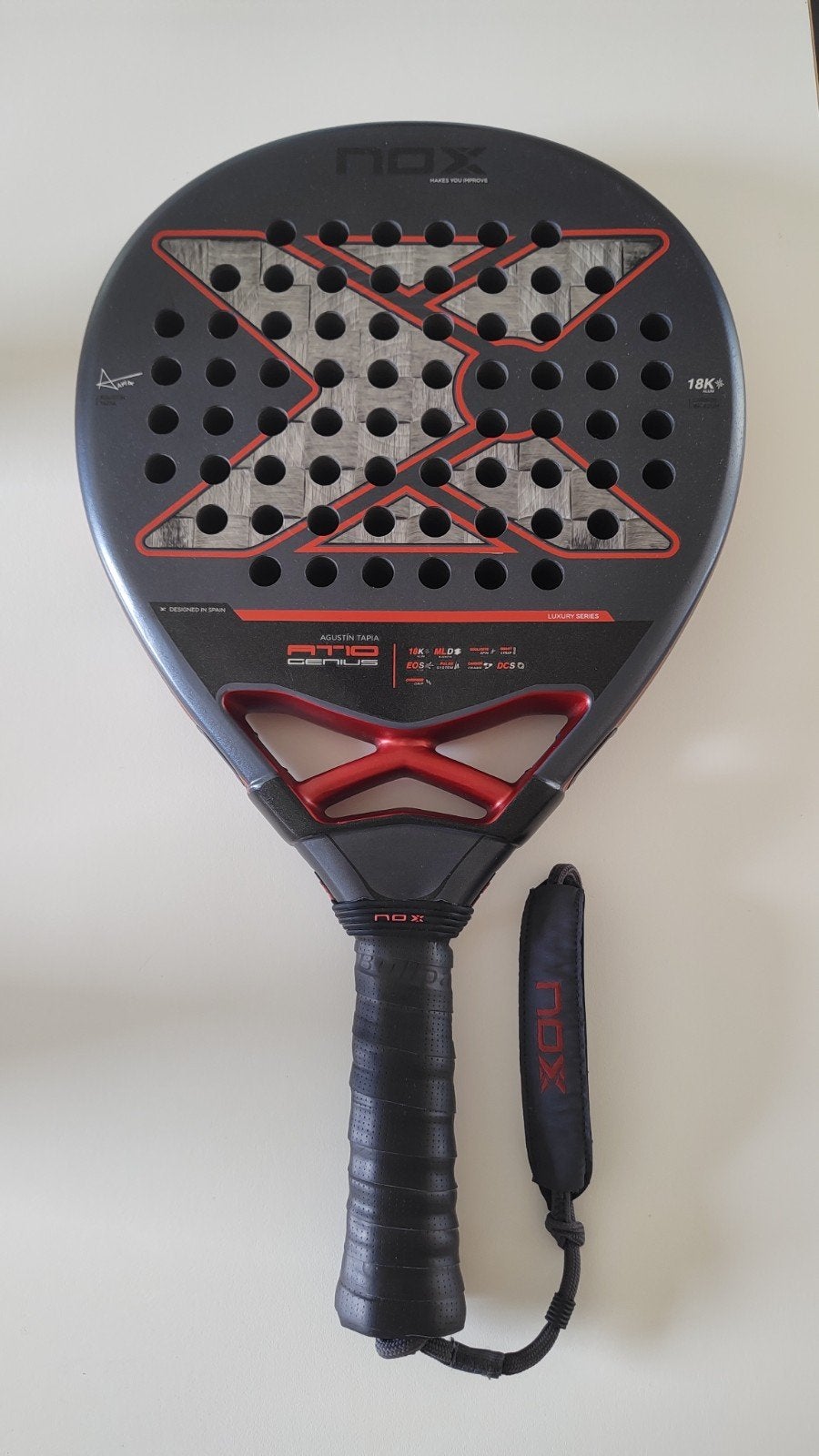 NOX AT10 18K 2025, Sports & Fitness, Padel, Enlèvement ou Envoi, Comme neuf, Raquette de padel